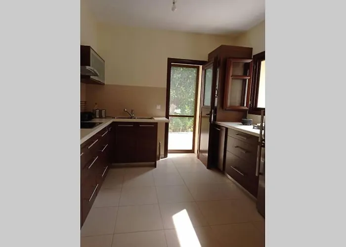 Afroditis's & Makis's * Leonídion